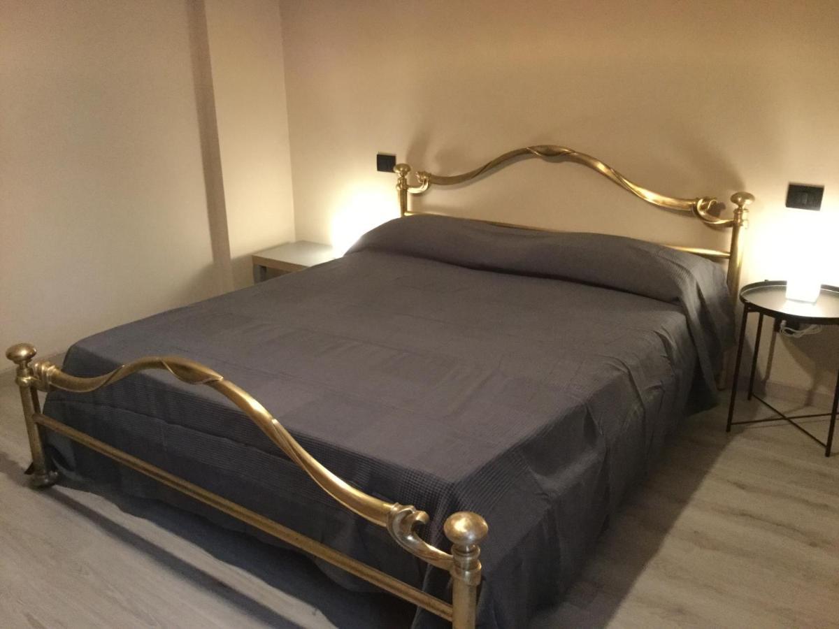 Casa Teodora Lägenhet Mantova Exteriör bild